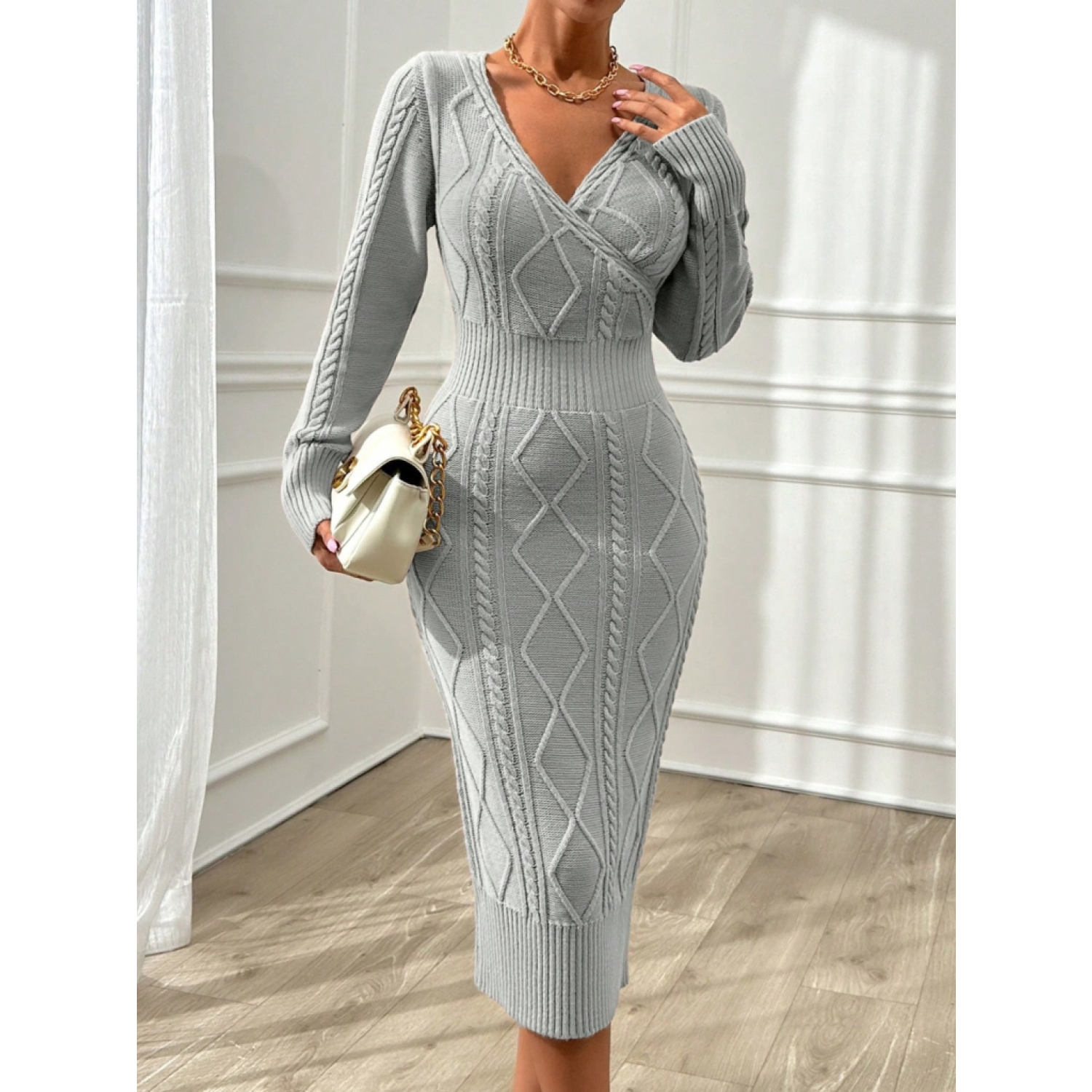 Lucky Life Kadın Uzun Kollu Kruvaze Yaka Triko Midi Boy Elbise Lucky Life Kadın Uzun Kollu Kruvaze Yaka Triko Midi Boy Elbise