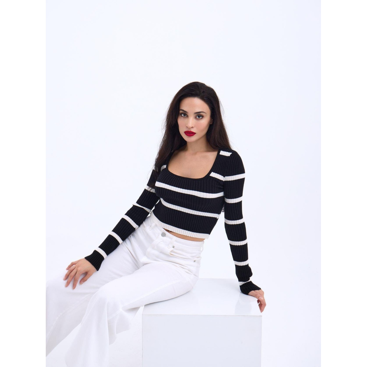 Lucky Life Kadın 221 TRİKO ÇİZGİLİ FİTİLLİ CROP-SİYAH-EKRU Lucky Life Kadın 221 TRİKO ÇİZGİLİ FİTİLLİ CROP-SİYAH-EKRU