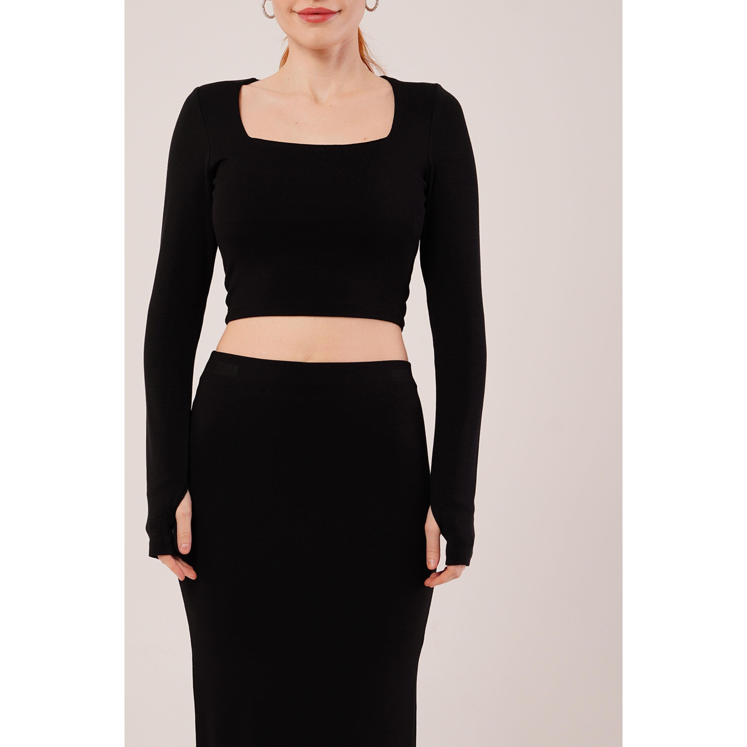 Lucky Life Kadın Kare Yaka Bluz Ve Yırtmaç Detaylı Etek İkili Siy