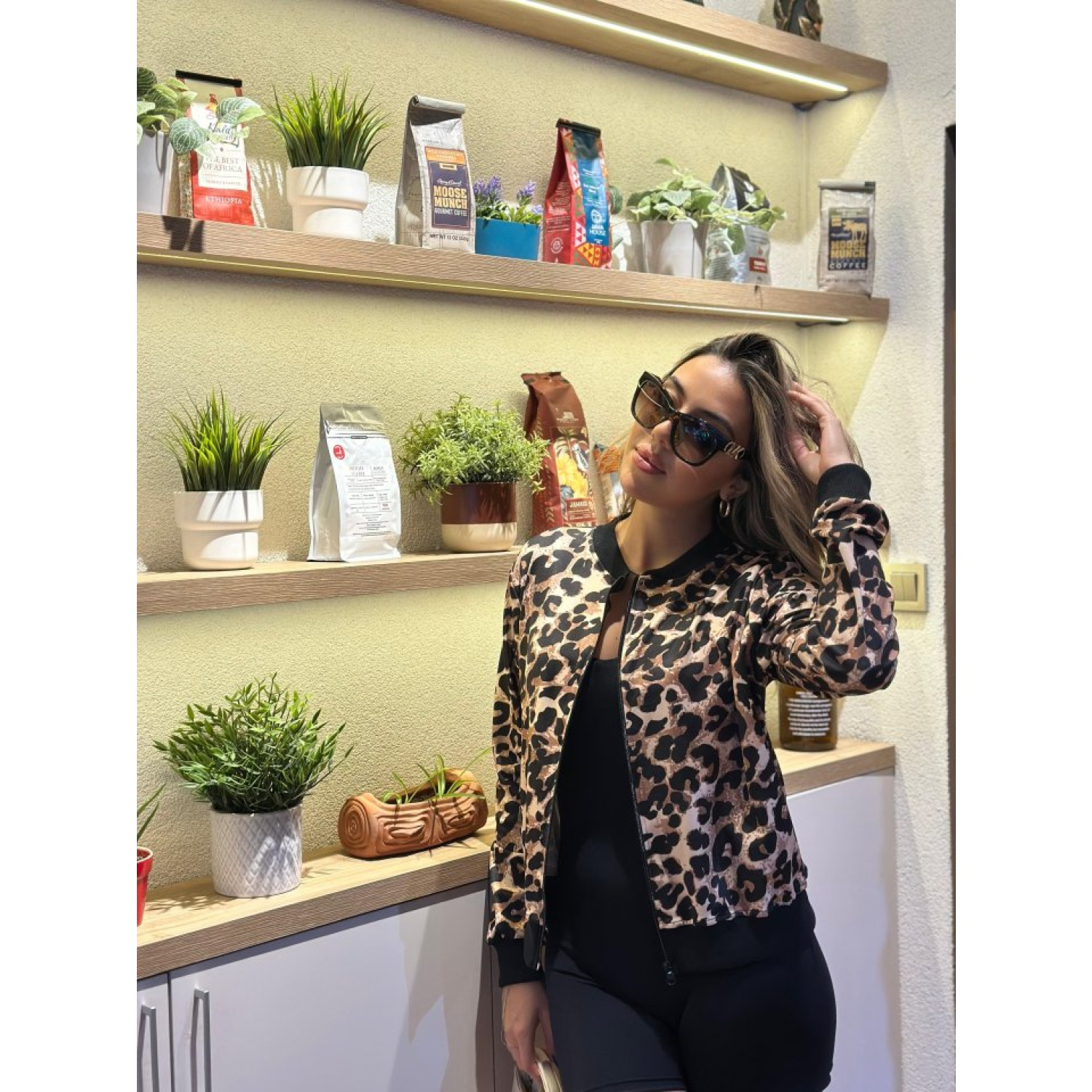 Lucky Life Kadın Uzun Kollu önden Fermuarlı Leopar Baskılı şardon Lucky Life Kadın Uzun Kollu önden Fermuarlı Leopar Baskılı şardon