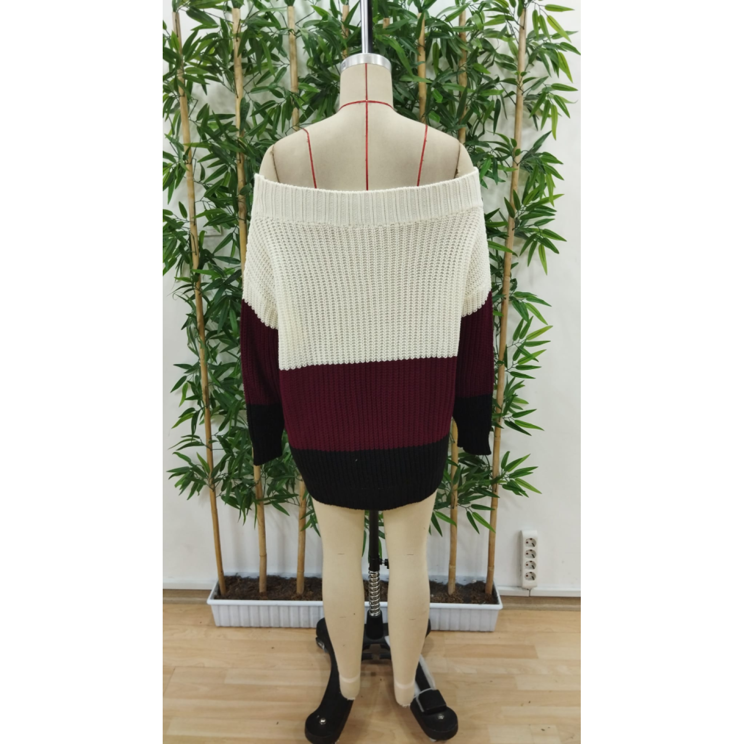 Lucky Life Kadın Uzun Kollu Madonna Yaka çizgi Desenli Salaş Trik