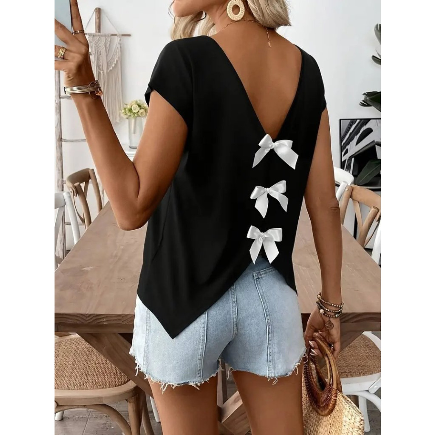 Lucky Life Kadın Kısa Kollu V Yakalı Arkadan Kurdele Detaylı Visk