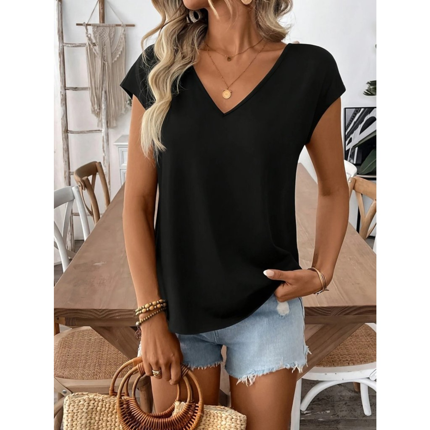 Lucky Life Kadın Kısa Kollu V Yakalı Arkadan Kurdele Detaylı Visk