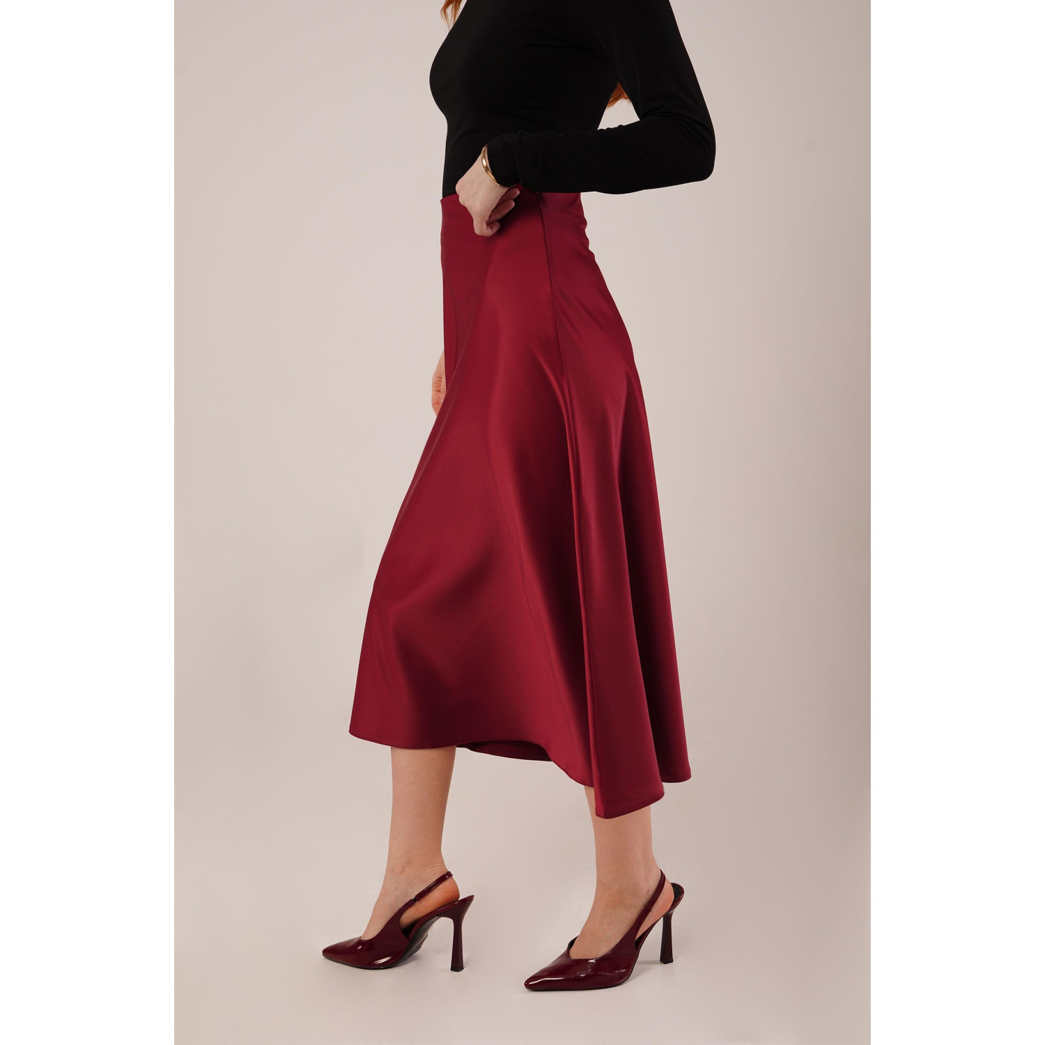 Lucky Life Kadın Çan Kesim Midi Bordo Saten Etek Lucky Life Kadın Çan Kesim Midi Bordo Saten Etek