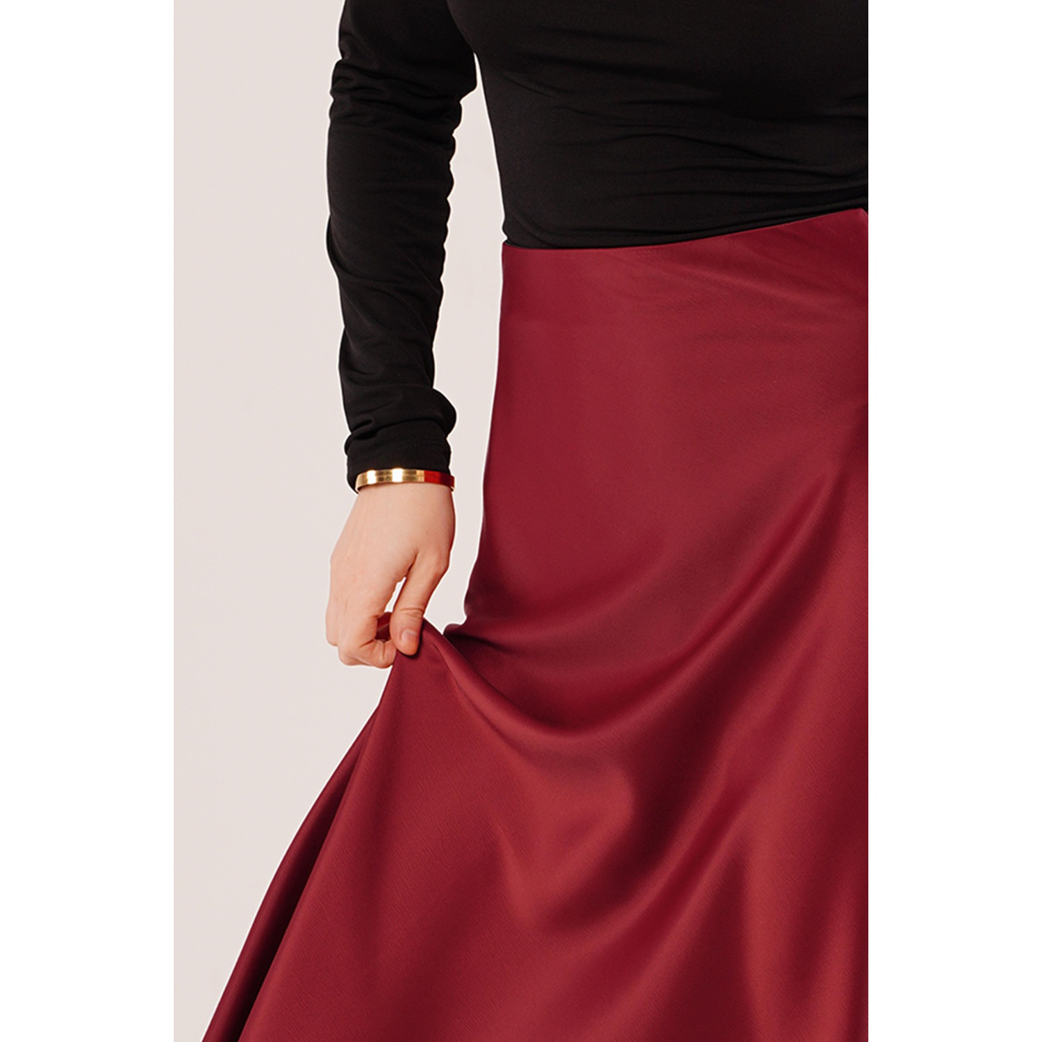 Lucky Life Kadın Çan Kesim Midi Bordo Saten Etek Lucky Life Kadın Çan Kesim Midi Bordo Saten Etek