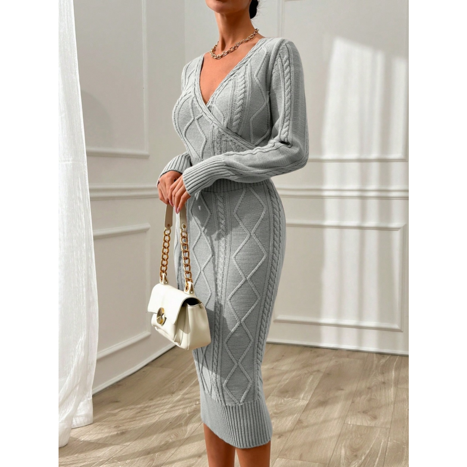 Lucky Life Kadın Uzun Kollu Kruvaze Yaka Triko Midi Boy Elbise Lucky Life Kadın Uzun Kollu Kruvaze Yaka Triko Midi Boy Elbise