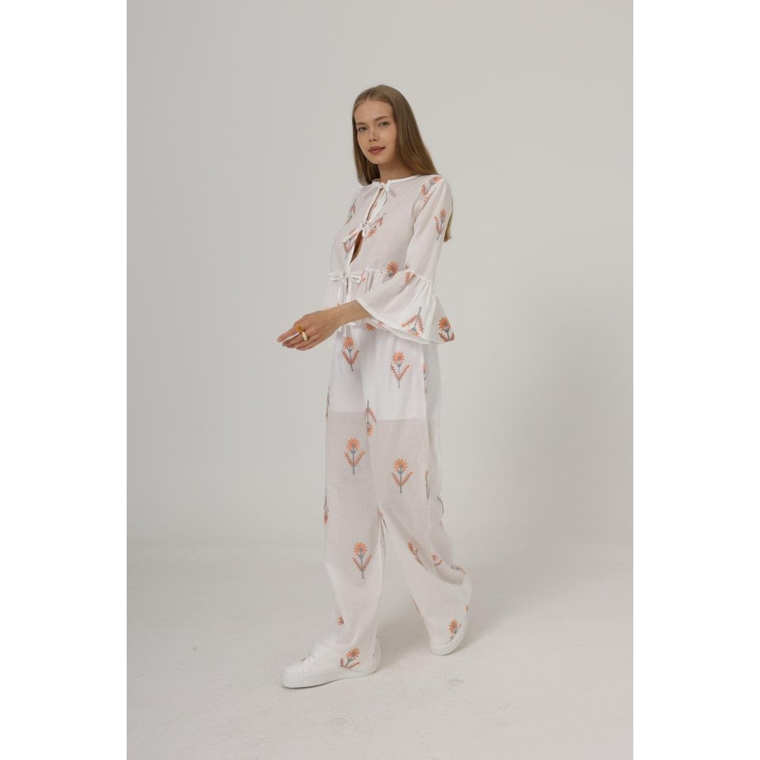 Lucky Life Kadın İşlemeli Oversize Pantolon - Beyaz