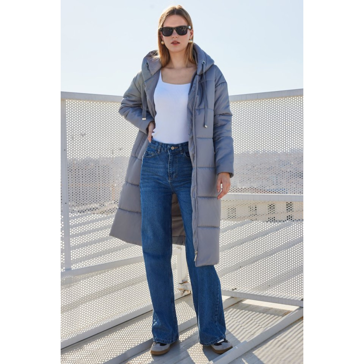 Lucky Life Kadın Kapşonlu Uzun Şişme Mont - Gri