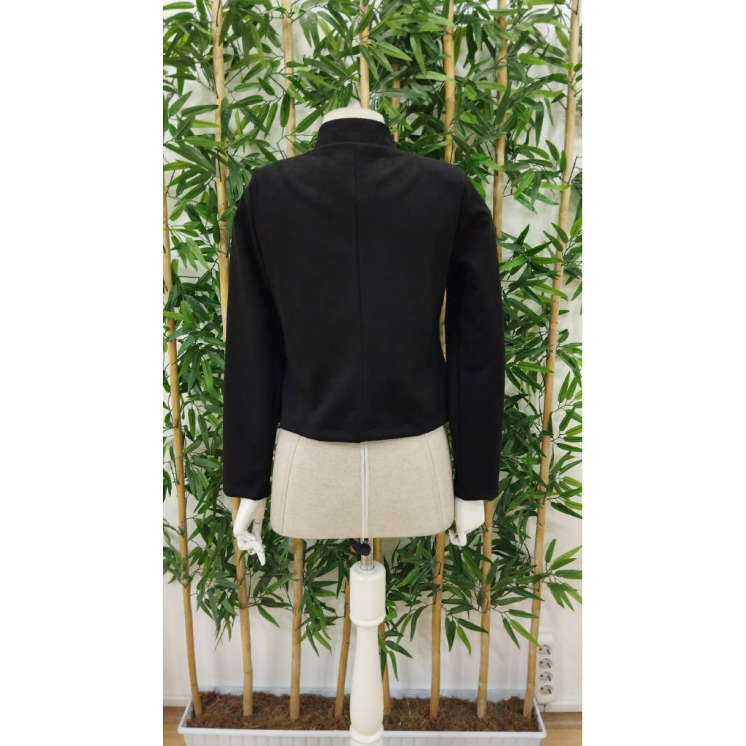 Lucky Life Kadın Uzun Kollu Hakim Yaka Yanlardan Düğmeli Kısa Süe