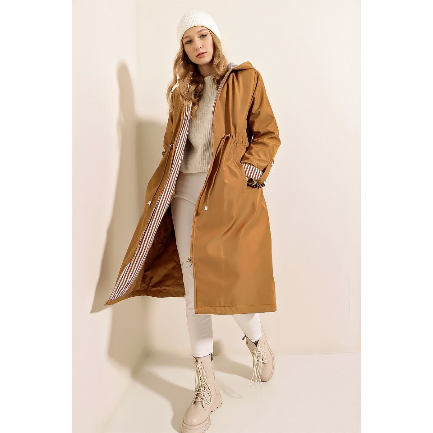 Lucky Life Kadın  Lucky Life Kadın Beli Büzgülü Kapşonlu Trençkot