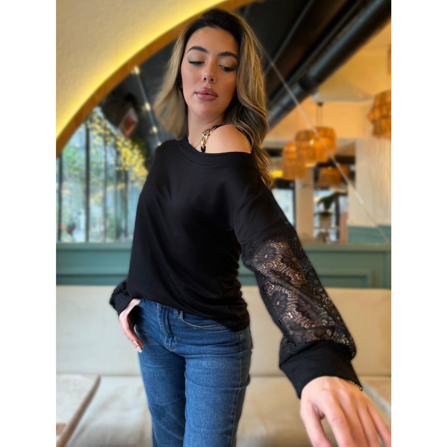 Lucky Life Kadın Uzun Kollu Tek Omuzu Açık Askılı Toka Ve Dantel