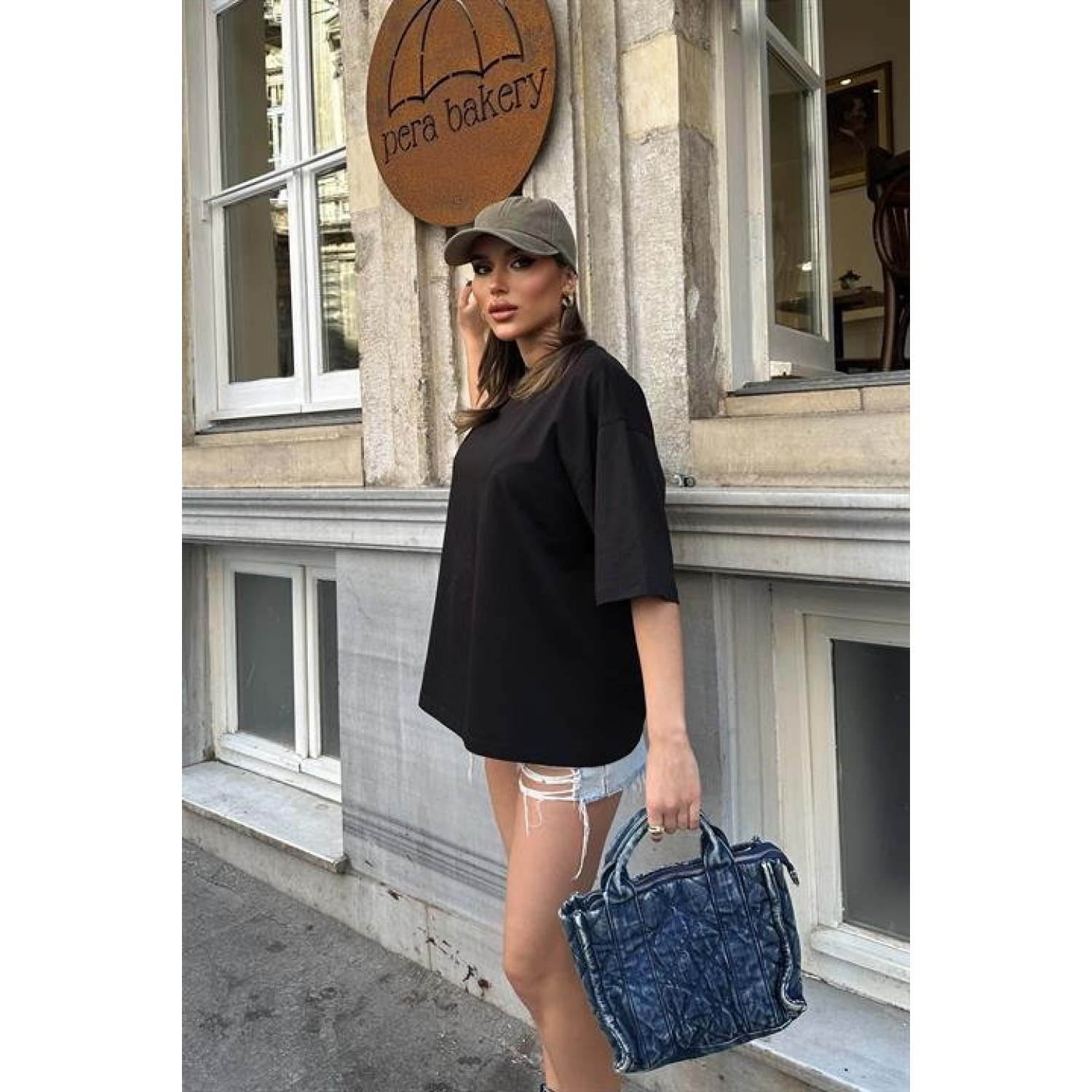 Lucky Life Kadın Sırtı Brodeli Tişört