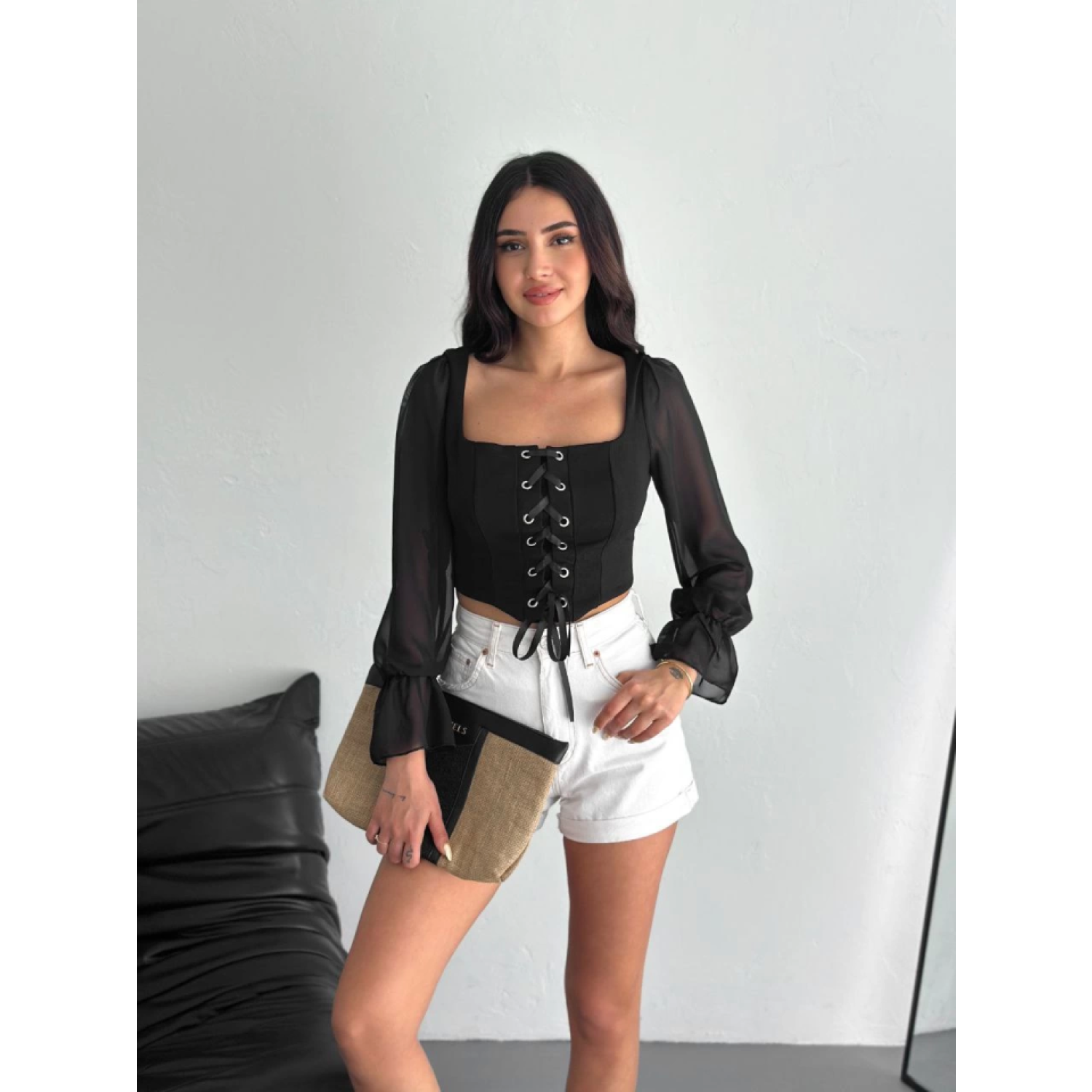 Lucky Life Kadın Sırt Dekolteli Bağacıklı Uzun Kollu Bluz - Siyah