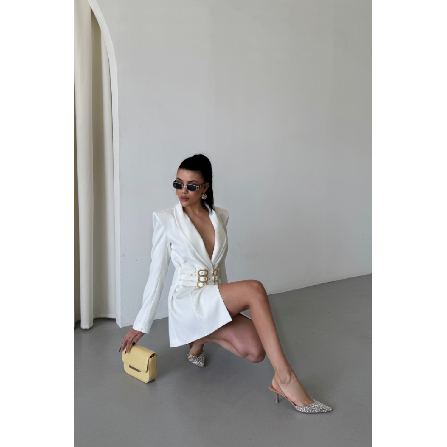 Lucky Life Kadın TEK DÜĞME CEKET 3 TOKALI KEMER SÜSLÜ - Beyaz