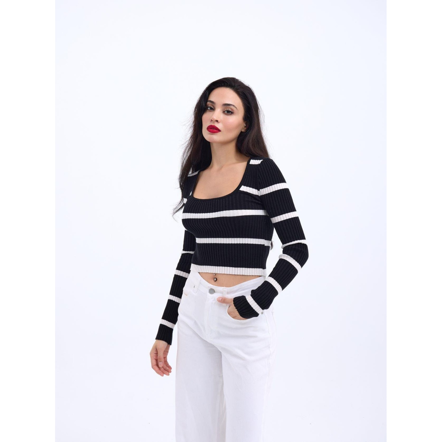 Lucky Life Kadın 221 TRİKO ÇİZGİLİ FİTİLLİ CROP-SİYAH-EKRU Lucky Life Kadın 221 TRİKO ÇİZGİLİ FİTİLLİ CROP-SİYAH-EKRU