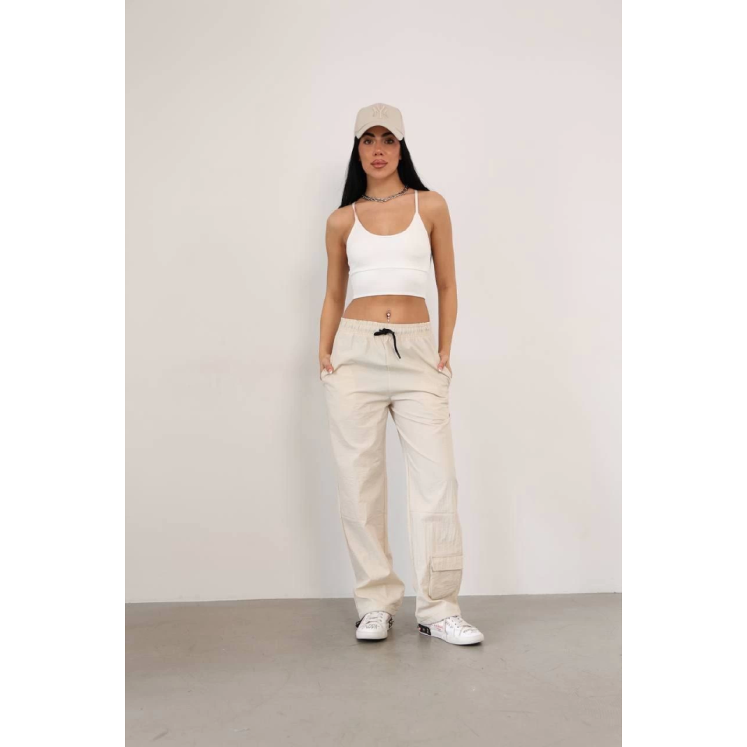 Lucky Life Kadın Paraşut Kumaş Paça Cepli Baggy Eşofman - Bej