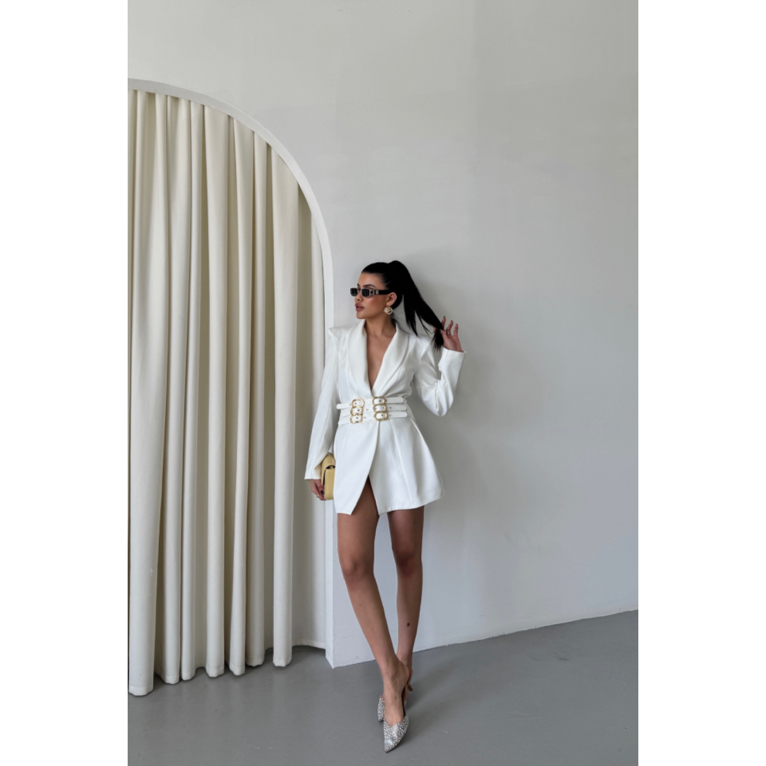 Lucky Life Kadın TEK DÜĞME CEKET 3 TOKALI KEMER SÜSLÜ - Beyaz