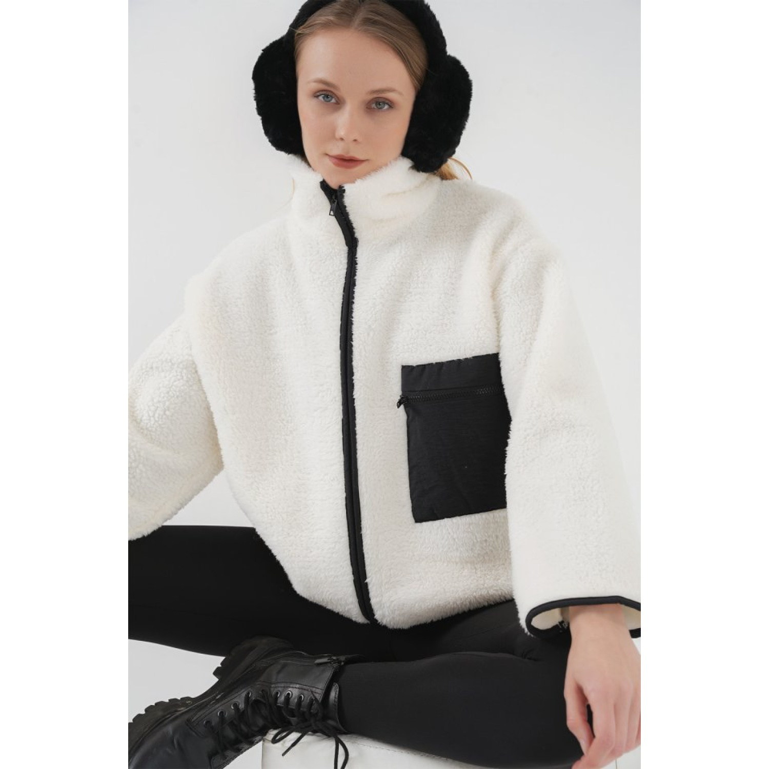 Lucky Life Kadın Fermuarlı Oversize Peluş Ceket Mont - D. Siyah Lucky Life Kadın Fermuarlı Oversize Peluş Ceket Mont - D. Siyah