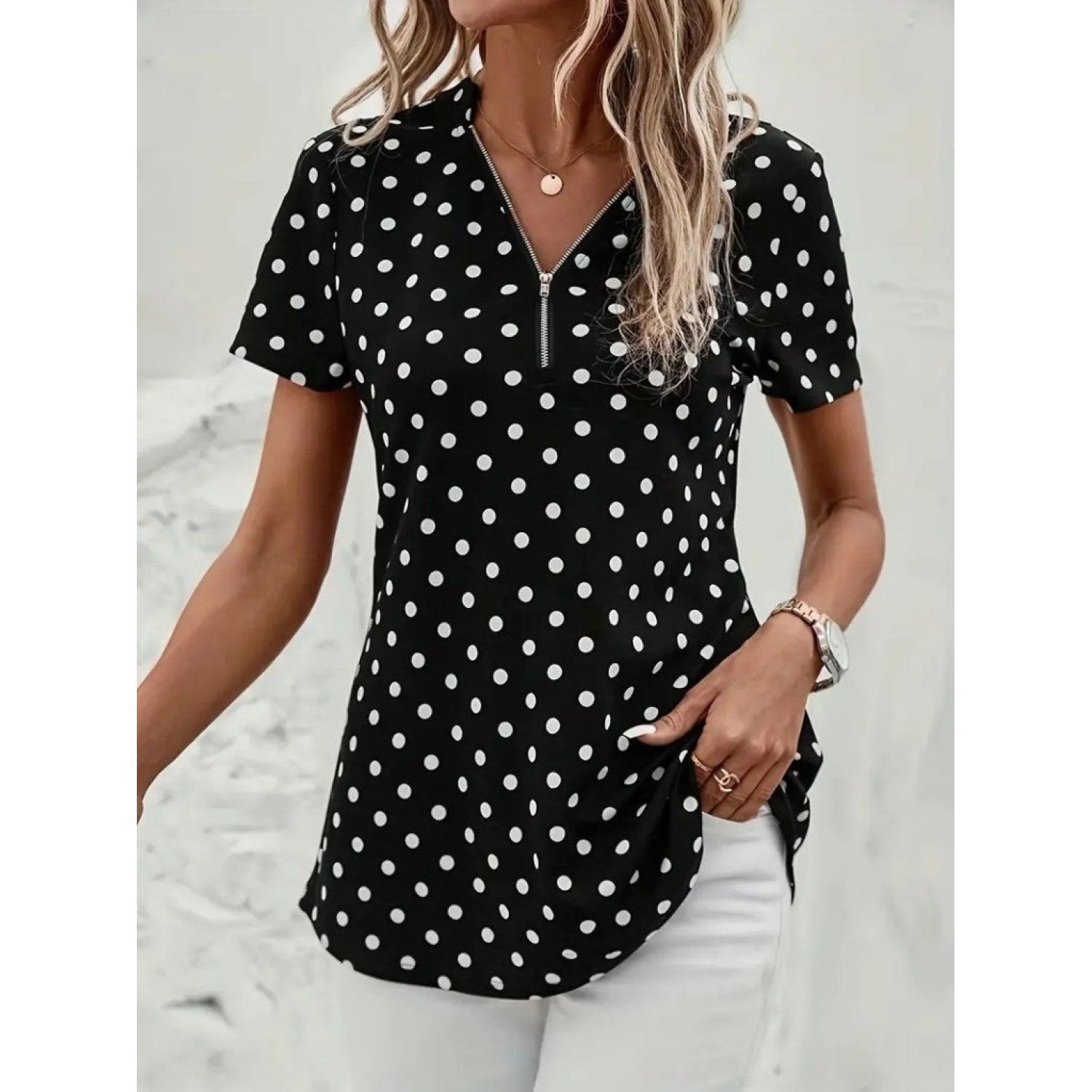 Lucky Life Kadın Kısa Kollu Yakadan Fermuarlı Puantiyeli Uzun Dok