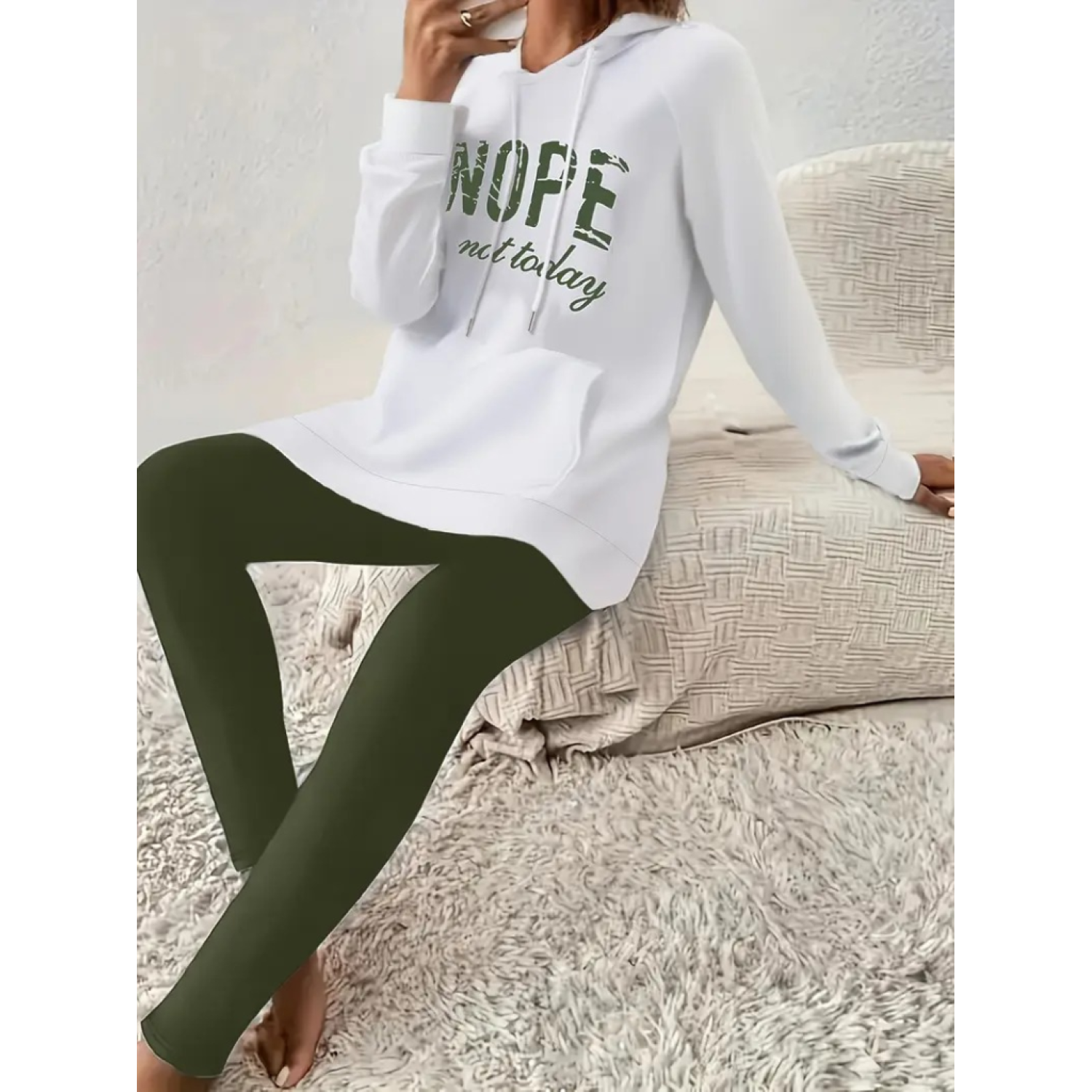 Lucky Life Kadın Uzun Kollu Kapşonlu Bağcıklı Viskon Iki Iplik Sw