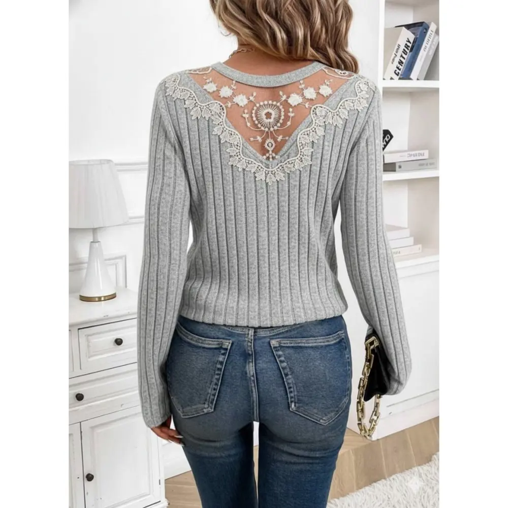 Lucky Life Kadın Uzun Kollu V Yakalı Arkadan Dantel Detaylı şardo
