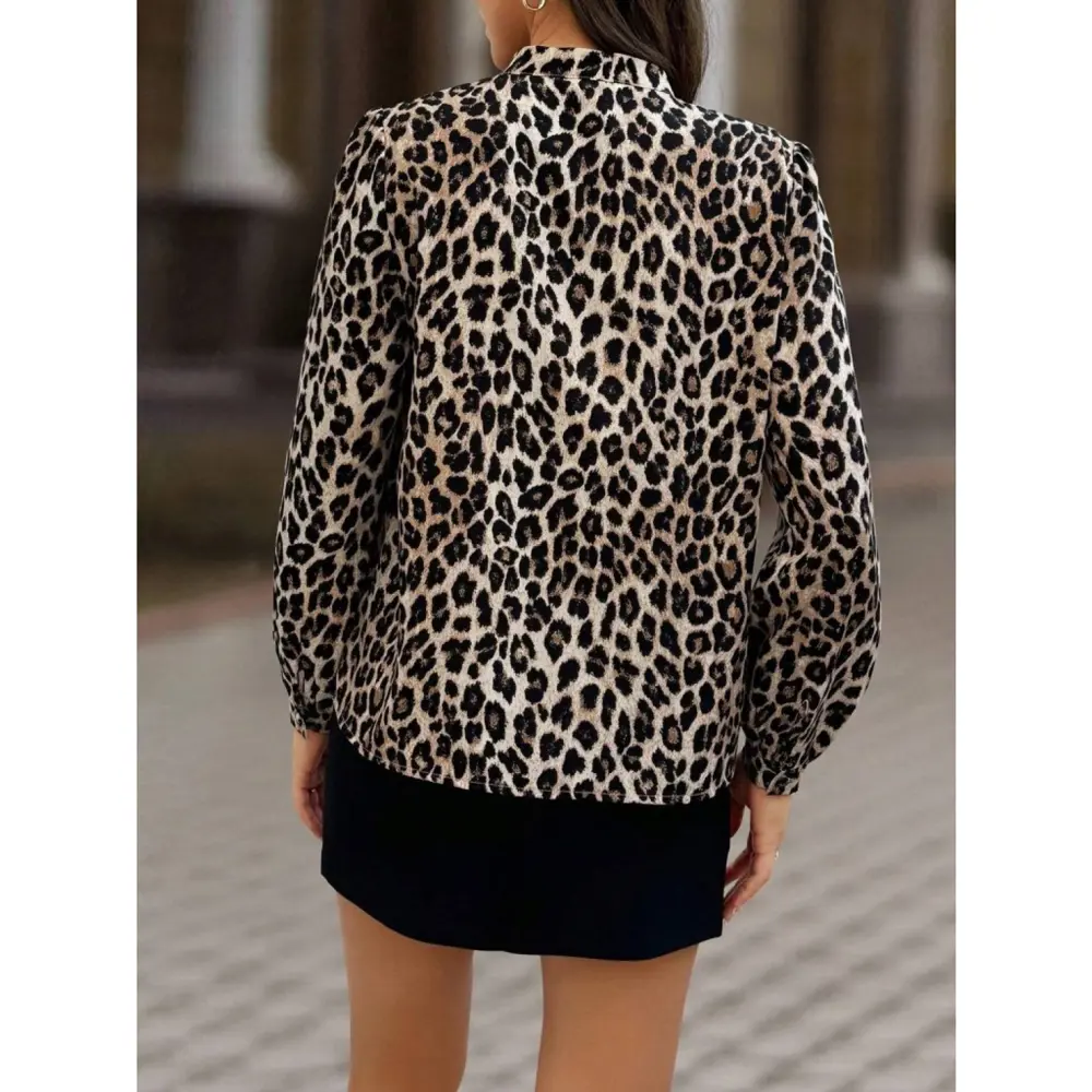 Lucky Life Kadın Uzun Kollu Yakadan Bağcıklı Leopar Desenli Süpre