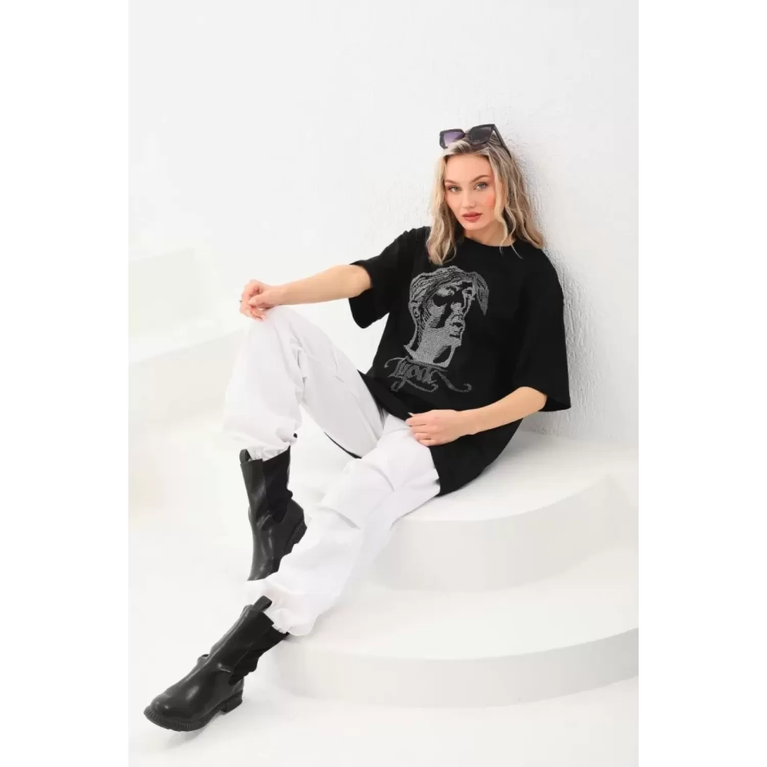 Lucky Life Unisex Taş Desenli Oversize T-Shirt - Siyah