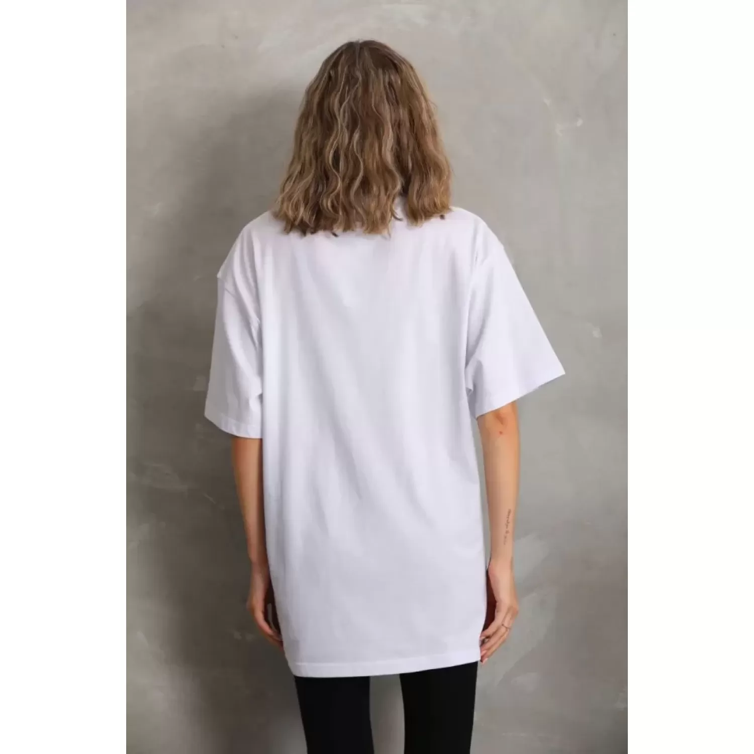 Lucky Life Unisex Taş Desenli Oversize T-Shirt - Beyaz