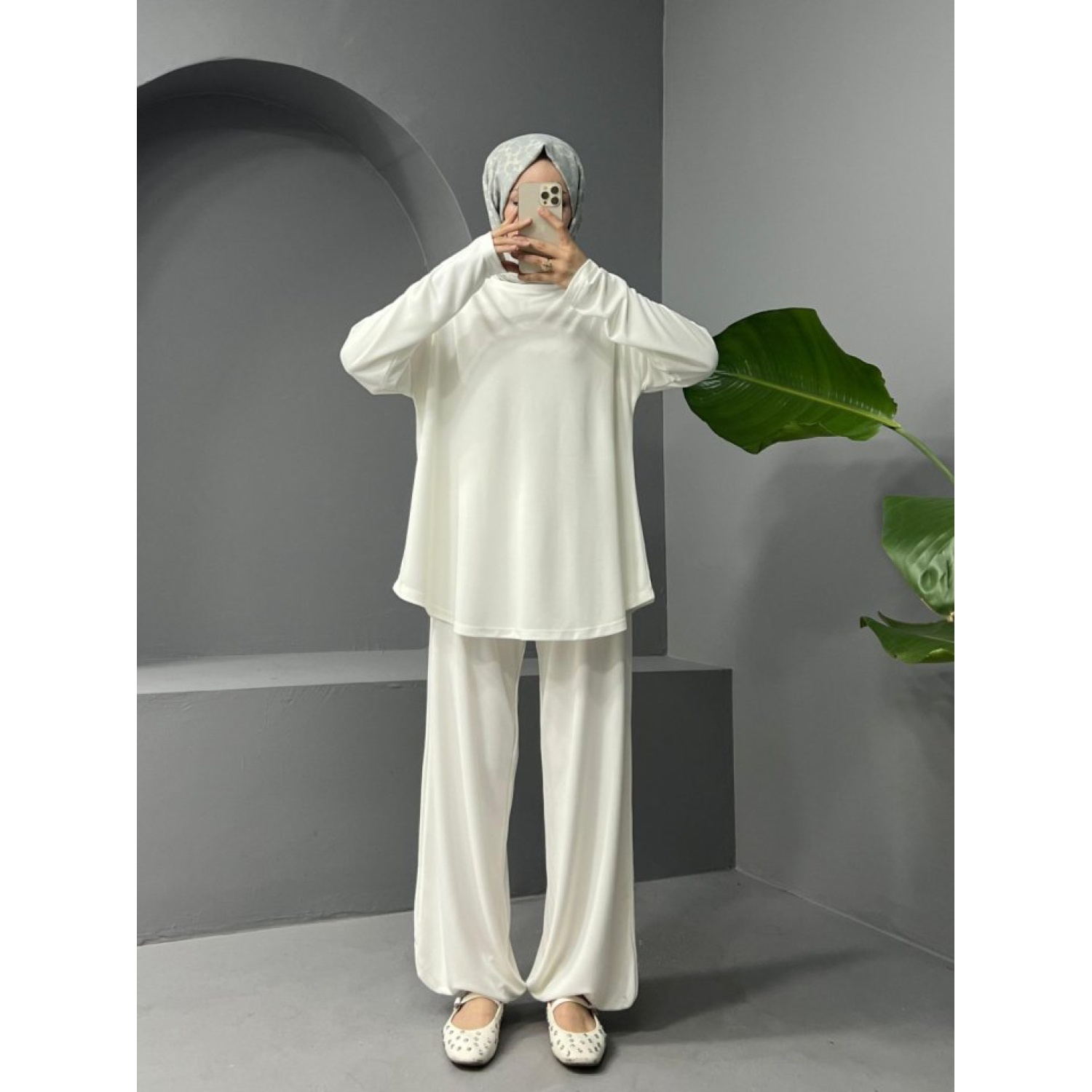 Lucky Life Yuvarlak Yaka Oval Kesim Cepli Pantolonlu Osyho Takım