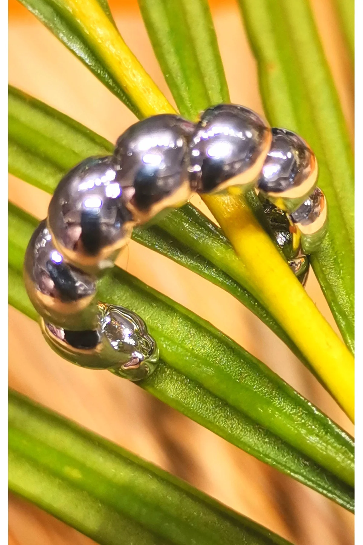 Lüks Çelik Gümüş Renk Kıkırdak Küpe