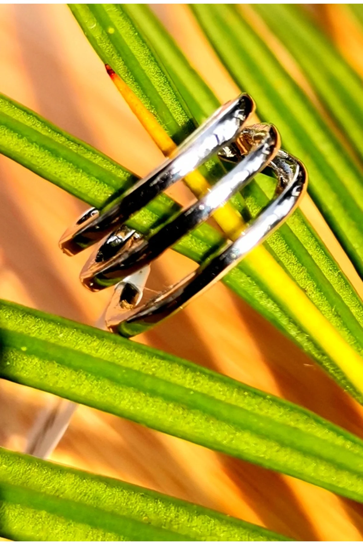 Lüks Çelik Gümüş Renk Kıkırdak Küpe