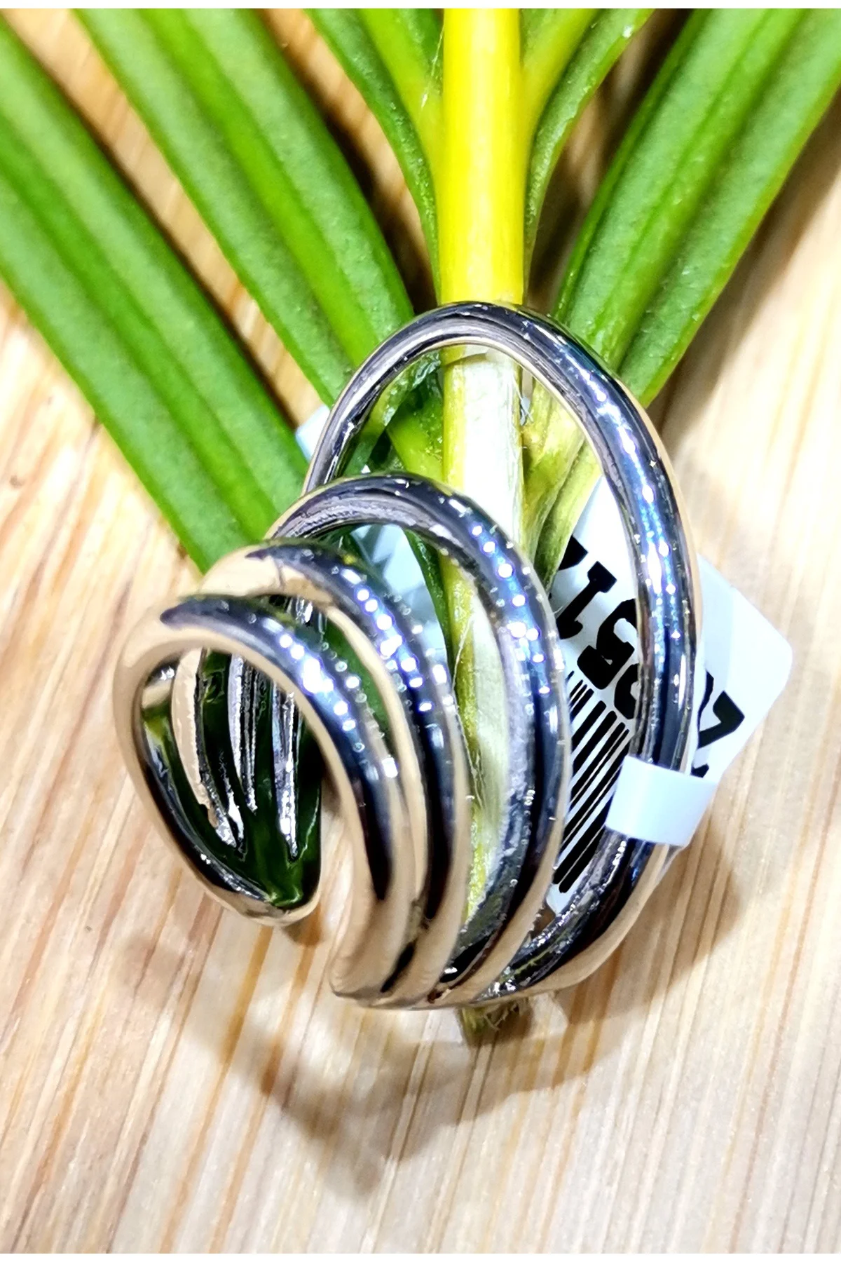 Lüks Çelik Gümüş Renk Kıkırdak Küpe