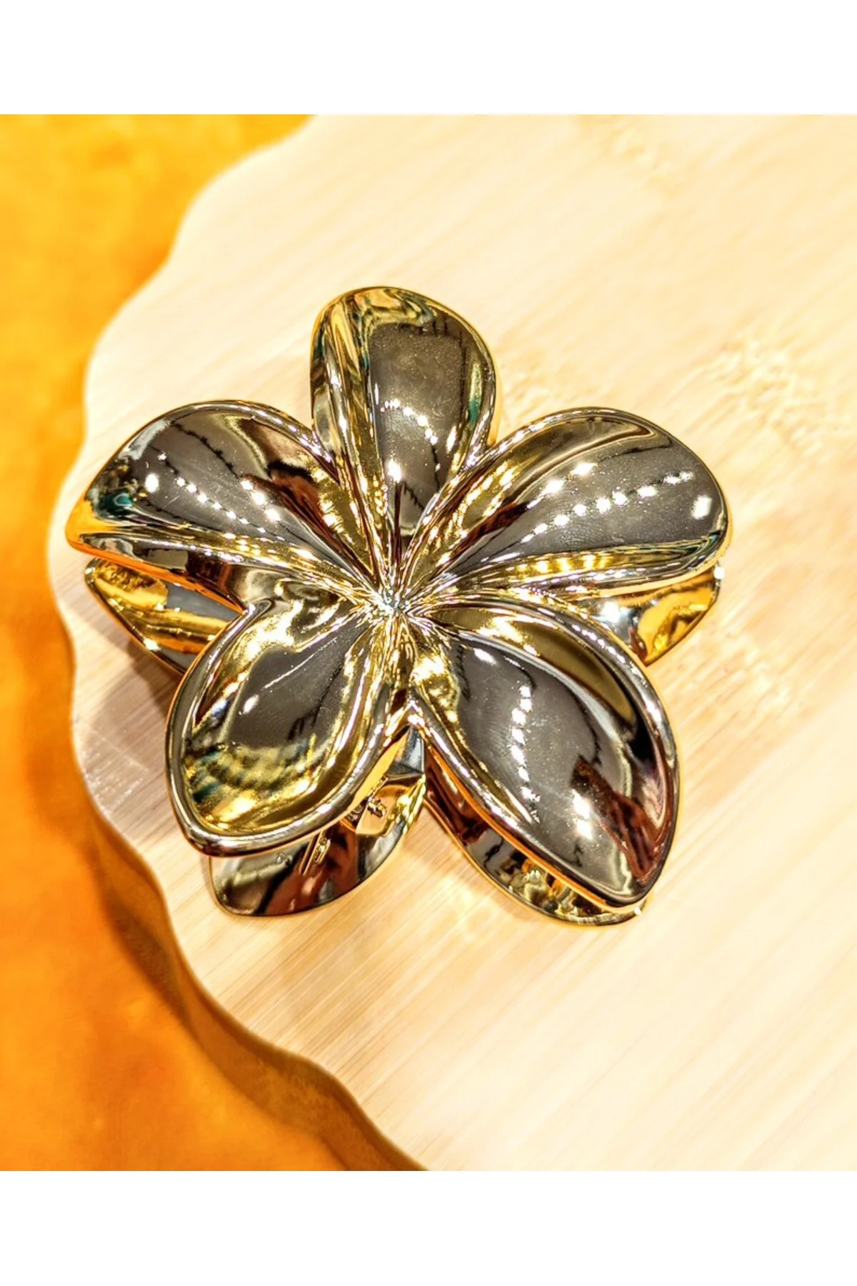 Lüks Figürlü Gold Lotus Toka