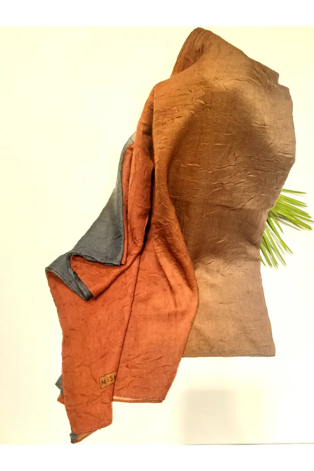 Lüks Figürlü Gösterişli Dökümlü Eşarp