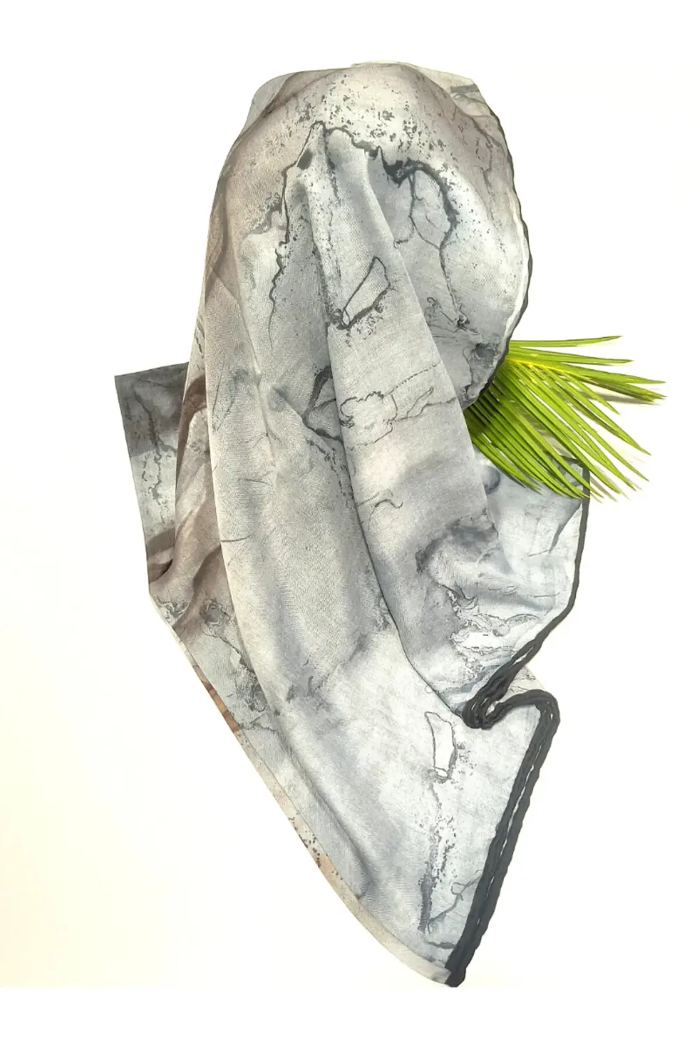 Lüks Figürlü Gösterişli Dökümlü Eşarp