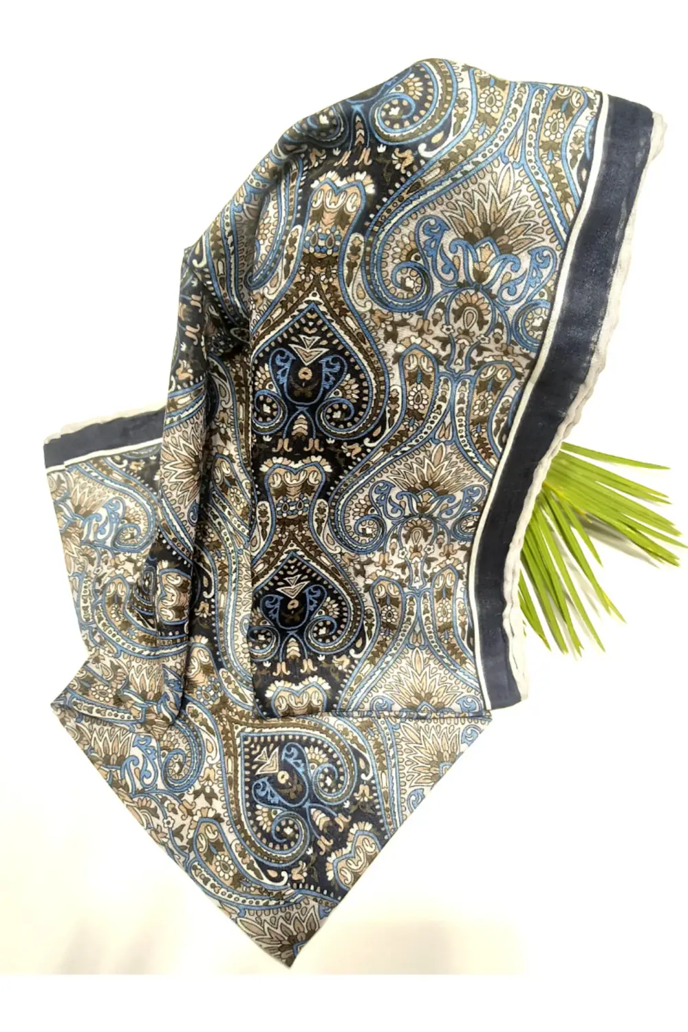 Lüks Figürlü Gösterişli Dökümlü Eşarp