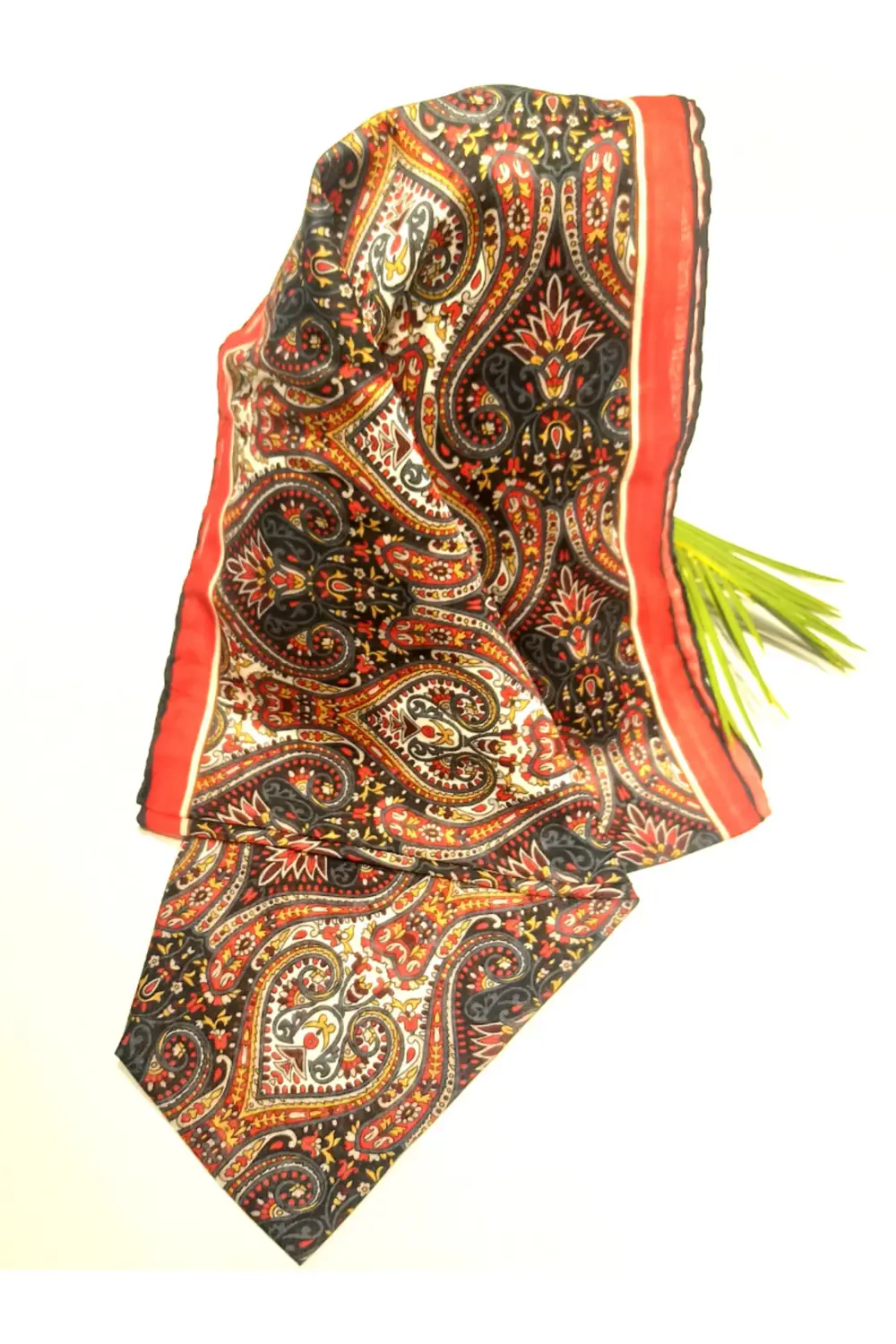 Lüks Figürlü Gösterişli Eşarp