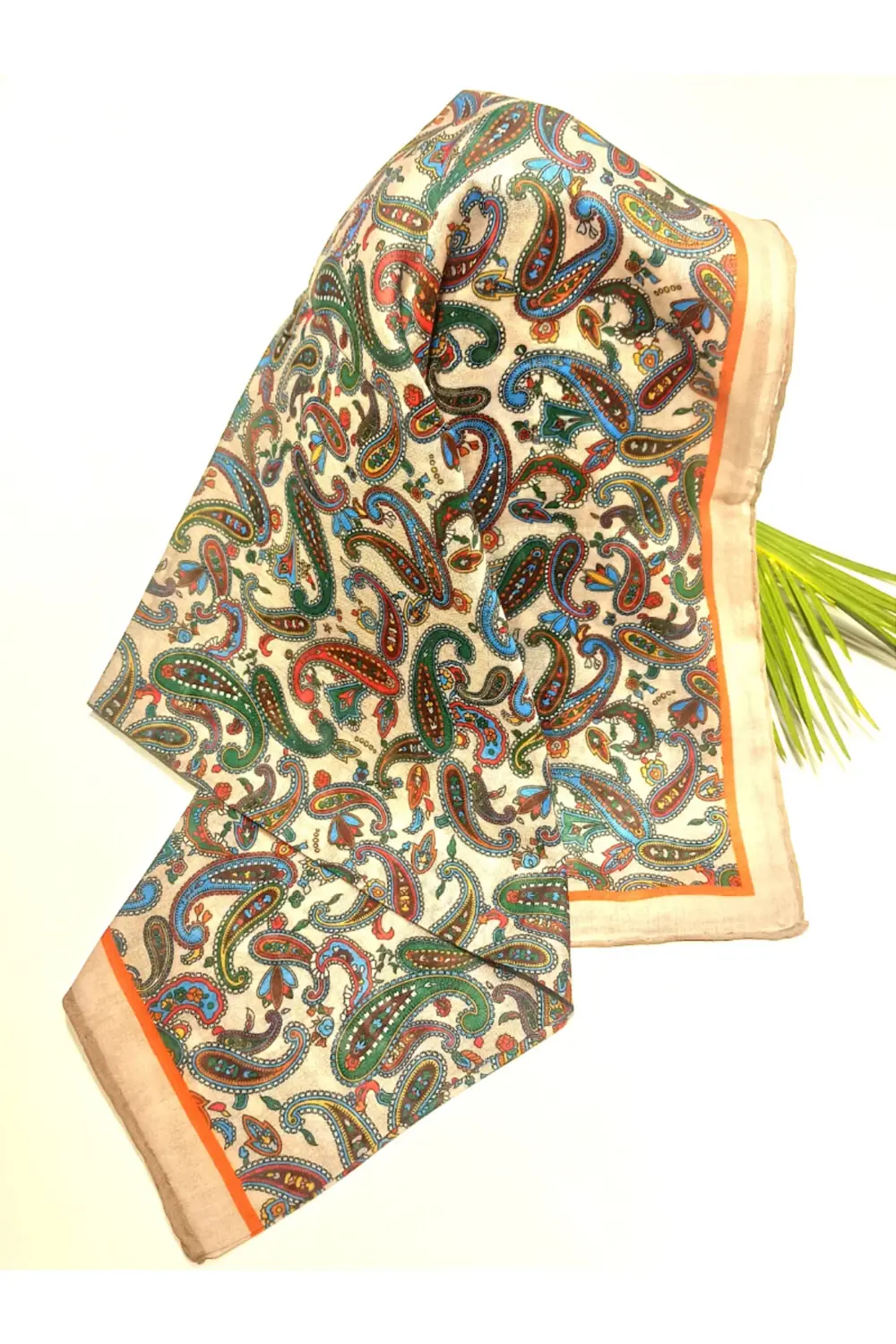 Lüks Figürlü Gösterişli Eşarp