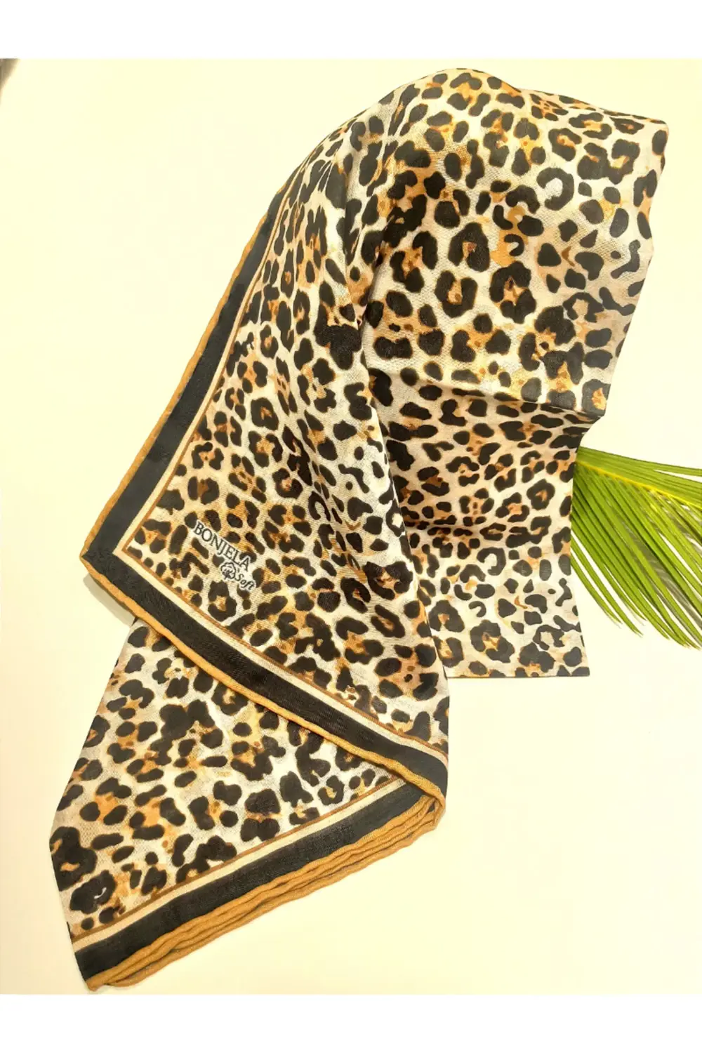 Lüks Figürlü Gösterişli Eşarp