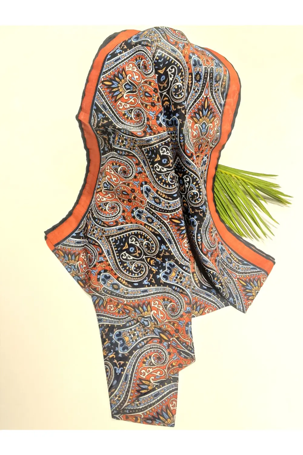 Lüks Figürlü Gösterişli Eşarp