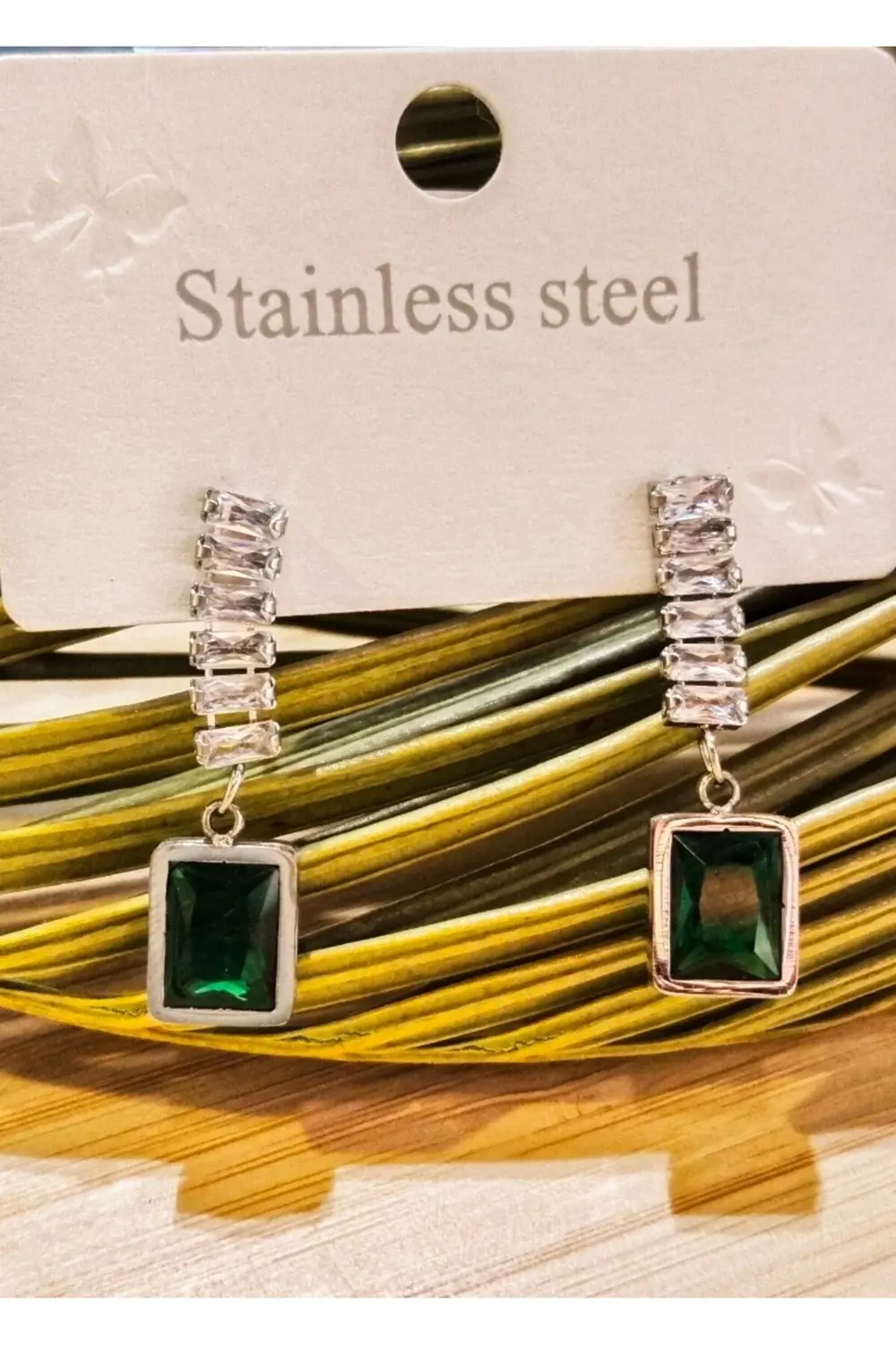 Lüks Figürlü Gösterişli Parıltılı Küpe