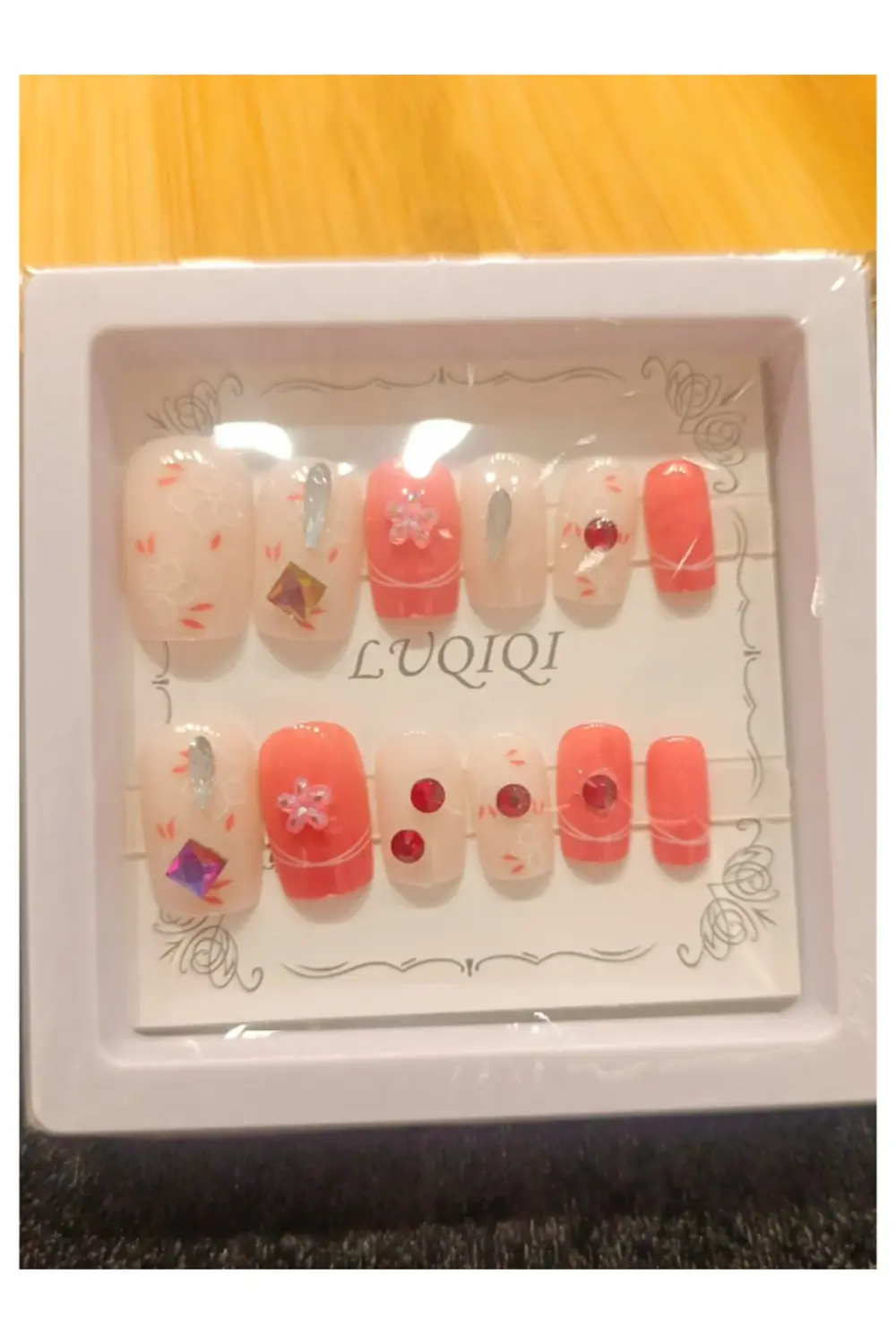 Lüks Figürlü Takma Tırnak