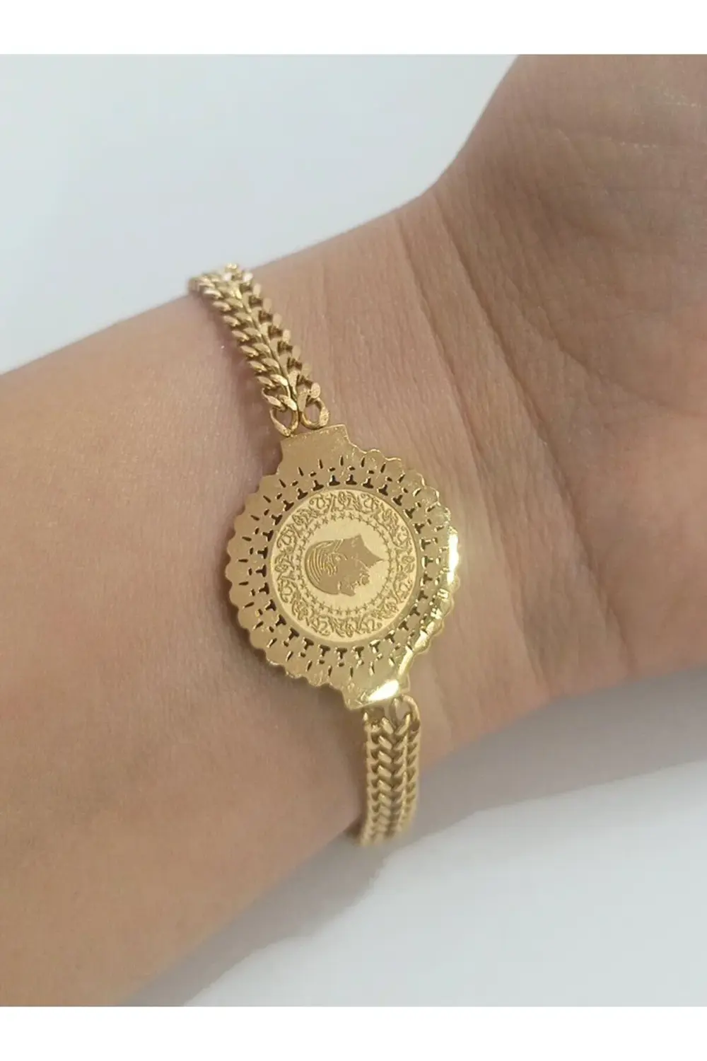 Lüks Gösterişli Figürlü Altın Renk Bileklik