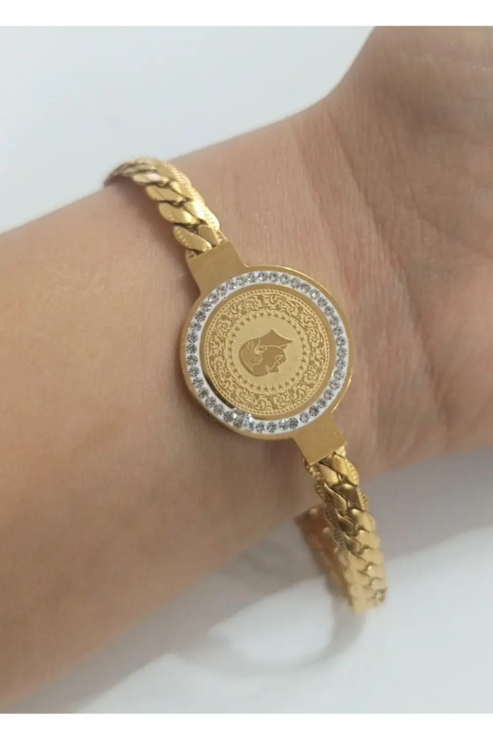 Lüks Gösterişli Figürlü Altın Renk Bileklik