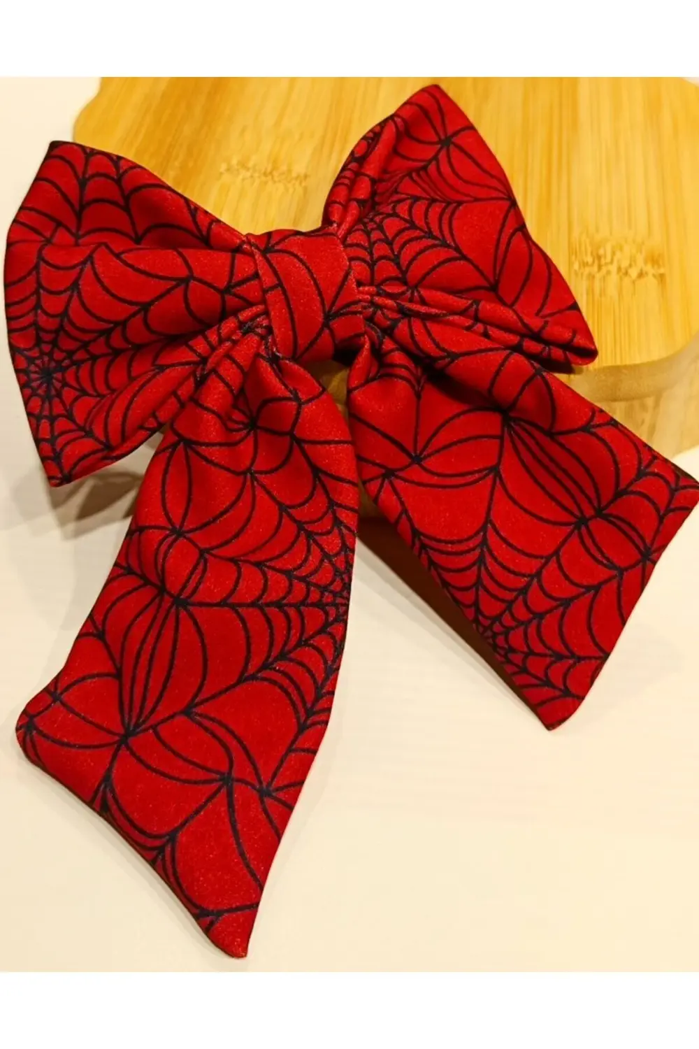 Lüks Gösterişli Figürlü Fiyonk Klips Toka