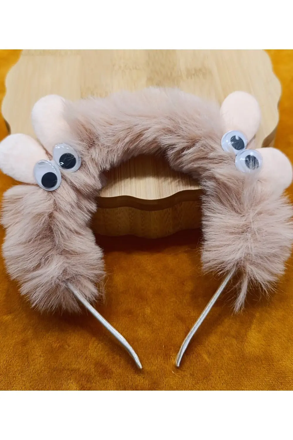 Lüks Gösterişli Figürlü Taç