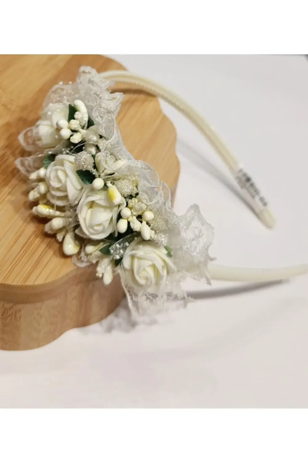 Lüks Gösterişli Figürlü Taç