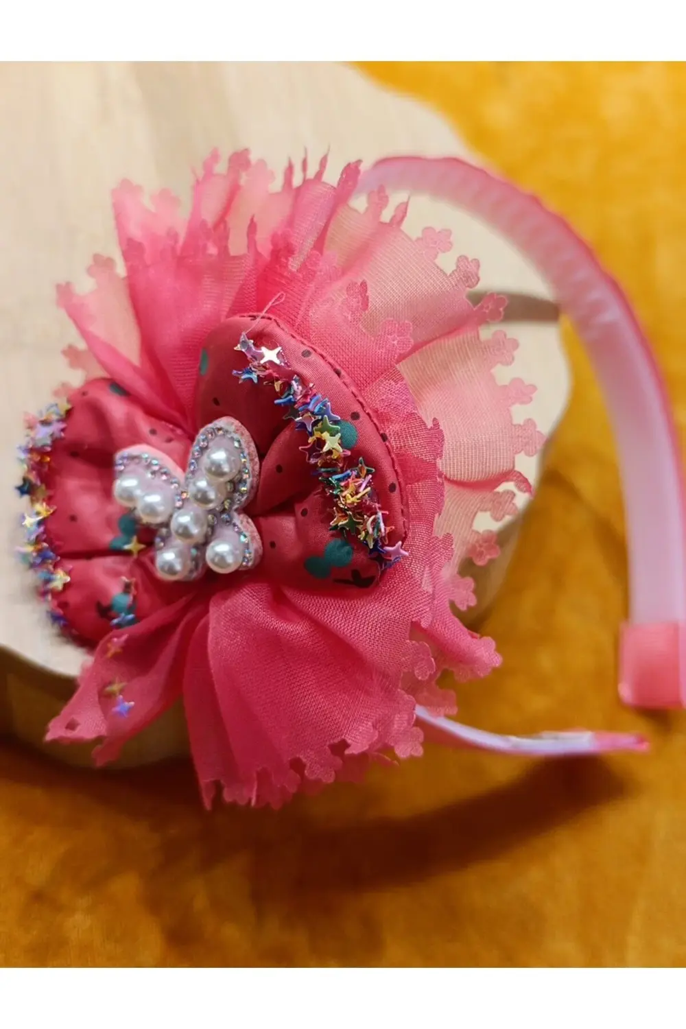 Lüks Gösterişli Figürlü Taç