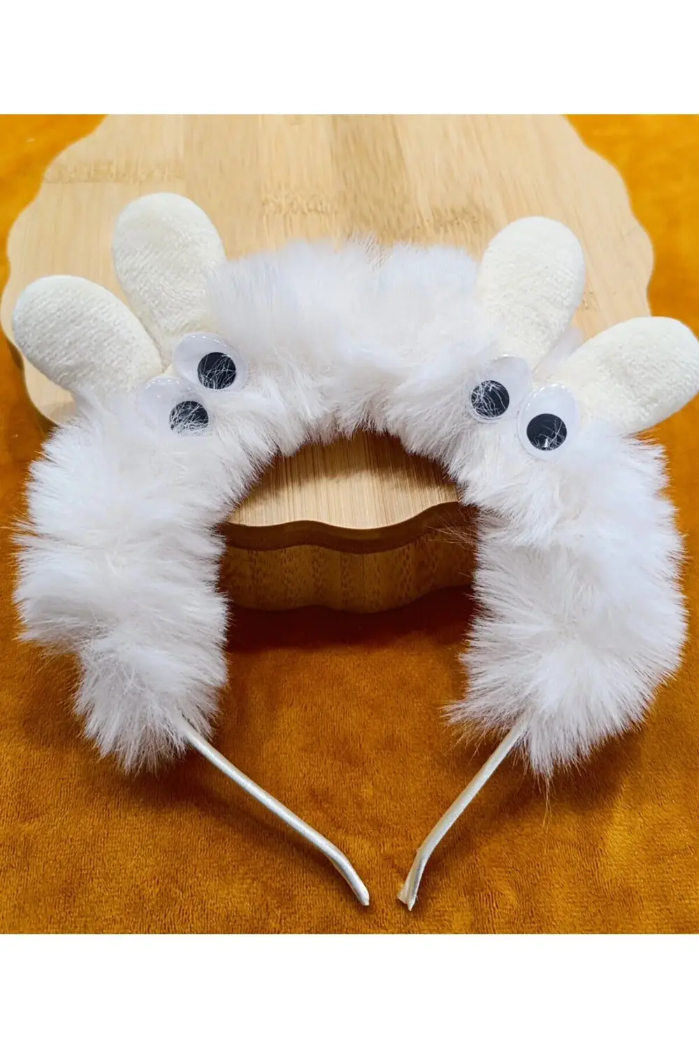 Lüks Gösterişli Figürlü Taç