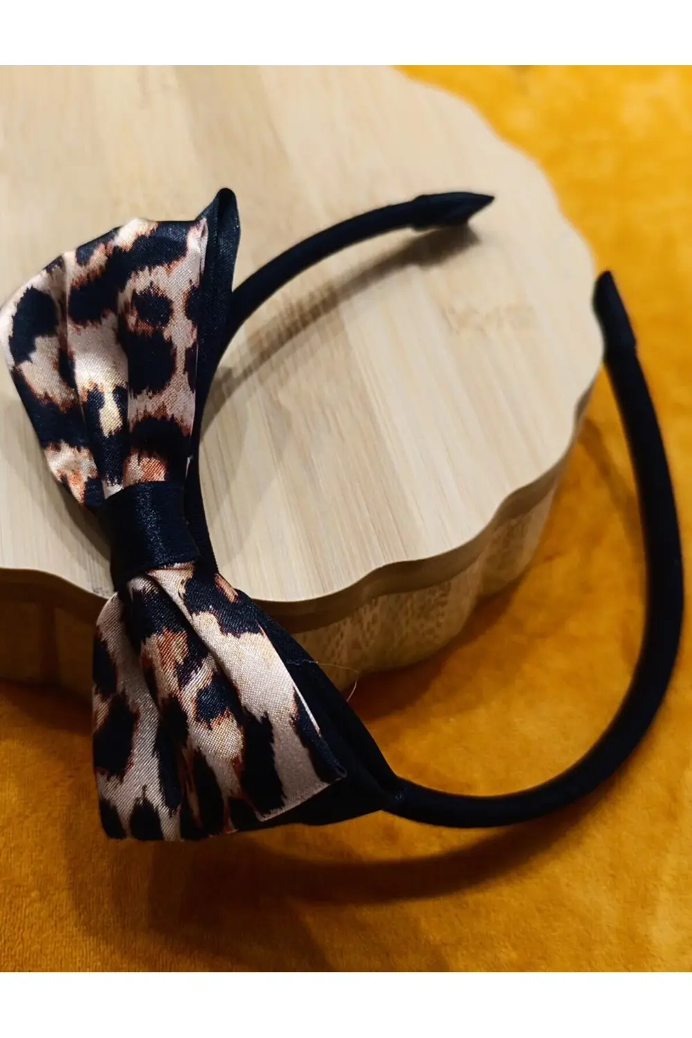 Lüks Gösterişli Leopar Desenli Figürlü Taç